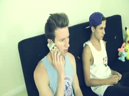 HOW GUYS  GIRLS ARE DIFFERENT